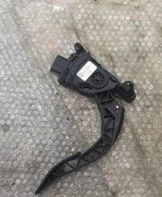 Audi A6 S6 C7 4G Accelerator throttle pedal 8K1723523A 6PV00950521