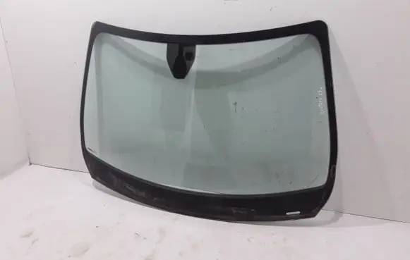 Renault Express Front windscreen/windshield window 727128303R