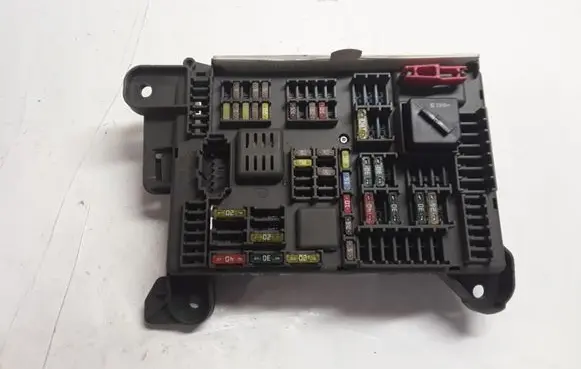 BMW X5 E70 Fuse module 518954020A 693168703 230207043513