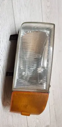 Volkswagen Transporter - Caravelle T4 Headlight/headlamp 302136