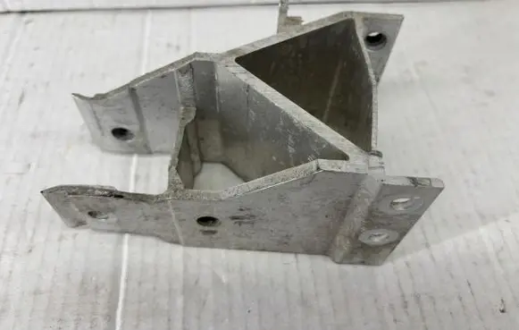 BMW 7 G11 G12 Radiator support slam panel bracket 7357215