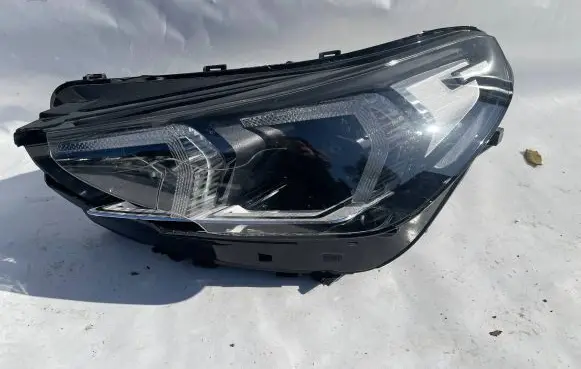BMW X1 U11 Headlight/headlamp 5A9A22701