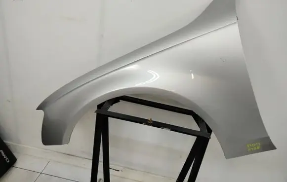 Audi A4 S4 B8 8K Fender 14D17