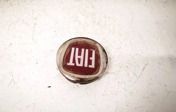 Fiat Grande Punto Manufacturer badge logo/emblem D519