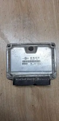 Volkswagen Golf IV Engine control unit/module 038906019AR 28SA4601 0281010215
