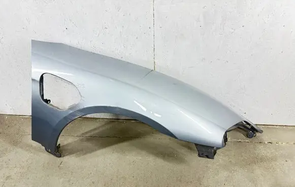 Porsche Taycan 9J1 Fender 9J1805626