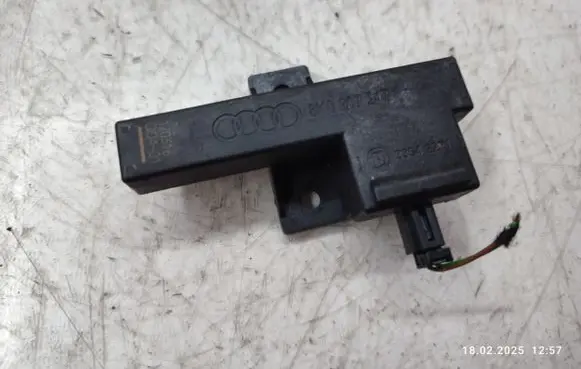 Audi A6 Allroad C7 Keyless (KESSY) go control unit/module 8K0907247