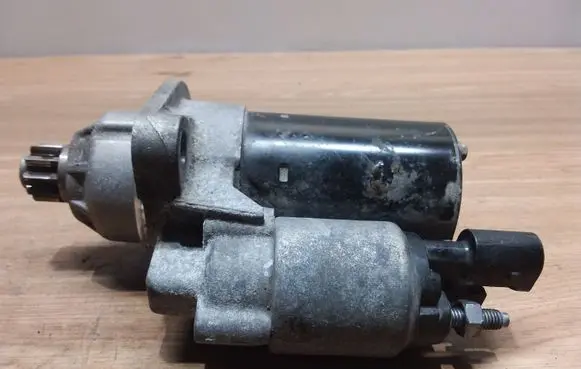 Volkswagen PASSAT B6 Starter motor 02M911023G