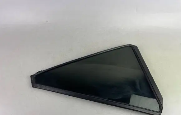 Subaru Outback (BS) Rear vent window glass 62284AL100