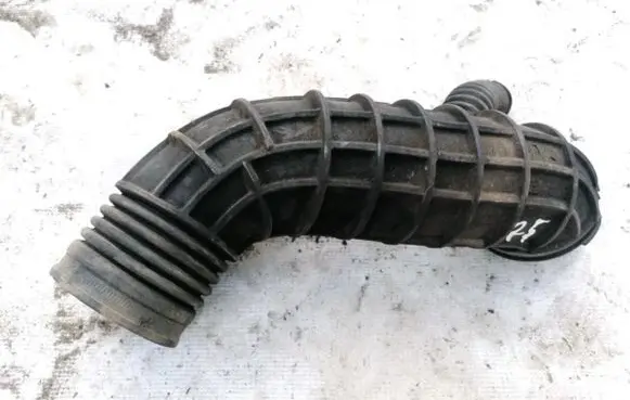 BMW X3 E83 Air intake hose/pipe 10991213CZ 135434122910