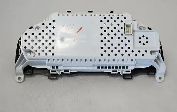 Speedometer (instrument cluster)