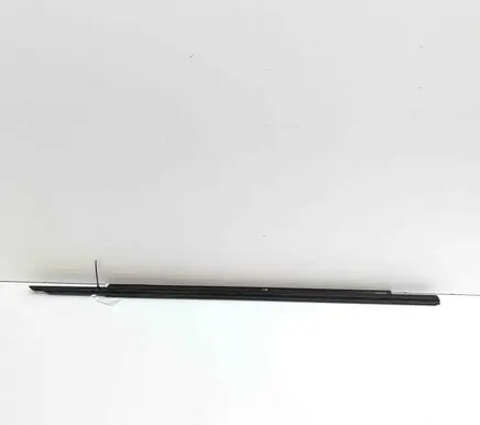Audi A7 S7 4G Door glass trim 4G8853284H