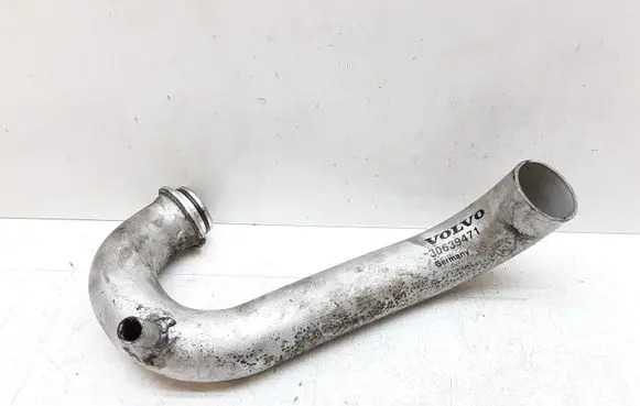 Volvo XC90 Intercooler hose/pipe 30639471