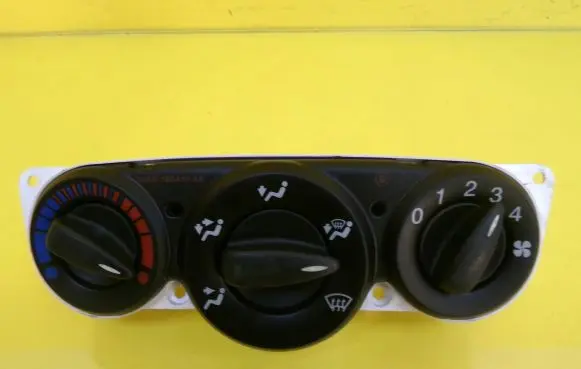 Ford Focus Interior fan control switch 98AB18C419