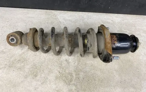 Toyota Avensis T250 Rear shock absorber with coil spring