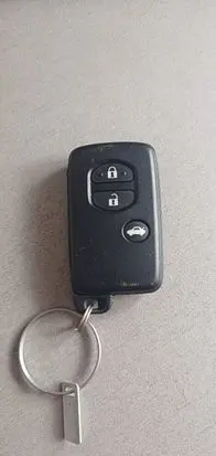 Toyota Avensis T270 Ignition key/card 