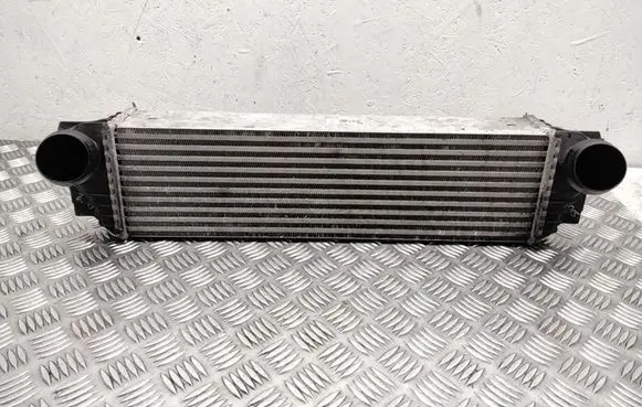 BMW 5 F10 F11 Intercooler radiator 7805629 R7368003