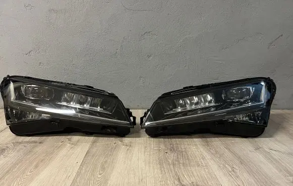 Skoda Superb B8 (3V) Headlight/headlamp 3V1941015D