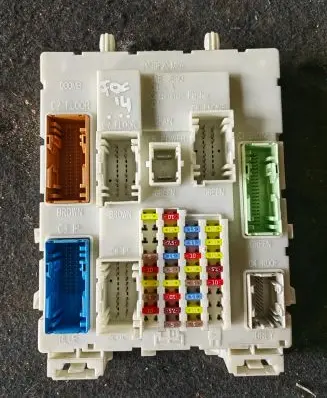 Ford Focus Fuse module BV6T14014BSC