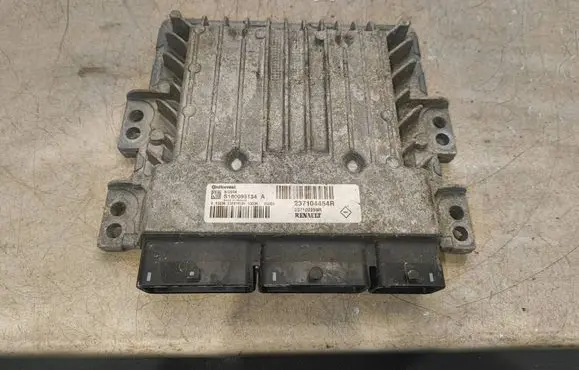 Dacia Duster Engine control unit/module S180095134A 237102259R 237104454R
