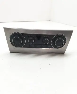 Mercedes-Benz C W203 Climate control unit A2038304085