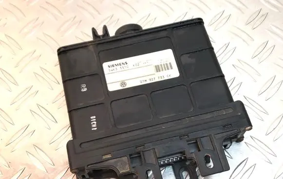 Audi A3 S3 8L Gearbox control unit/module 01M927733CK 5WK33310