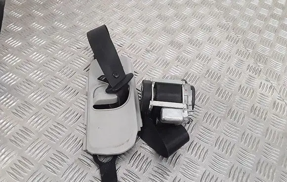 Nissan Qashqai Front seatbelt 86885jd00a