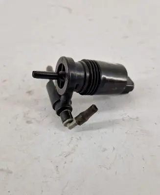 Mini Cooper Countryman R60 Windscreen/windshield washer pump 2751743