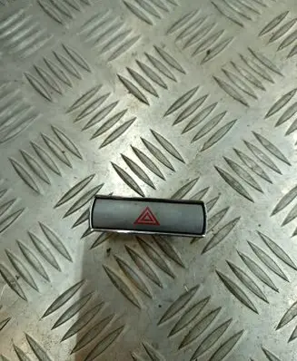 Ford Mondeo Mk III Hazard light switch 13A350AB