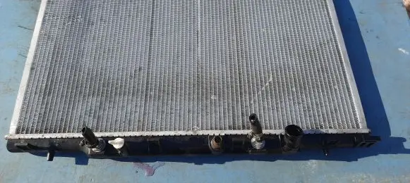 Honda CR-V Coolant radiator