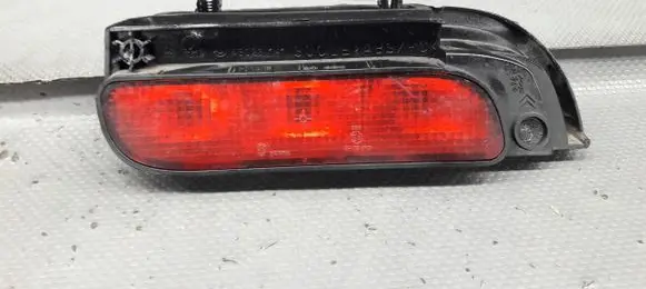 Peugeot Partner Third/center stoplight
