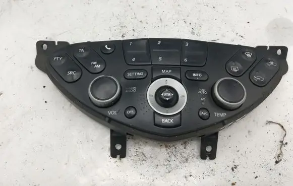 Nissan Primera Climate control unit 28395AV620 20512622H
