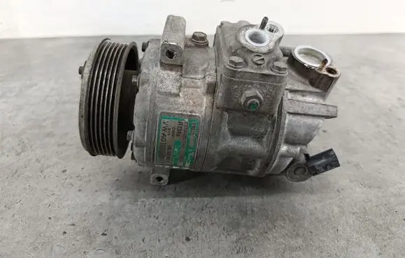 Volkswagen Touran I Air conditioning (A/C) compressor (pump) 1K0820803QPXE15