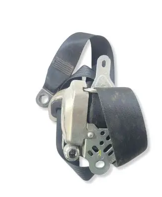 Toyota Corolla Verso AR10 Front seatbelt L153004 070413