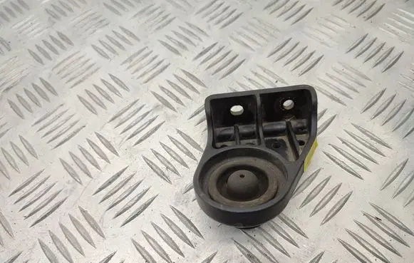 Radiator support slam panel bracket