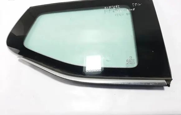 Peugeot 5008 Rear vent window glass 43R007951