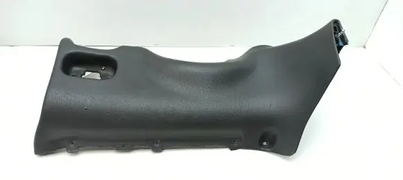 Dashboard lower bottom trim panel