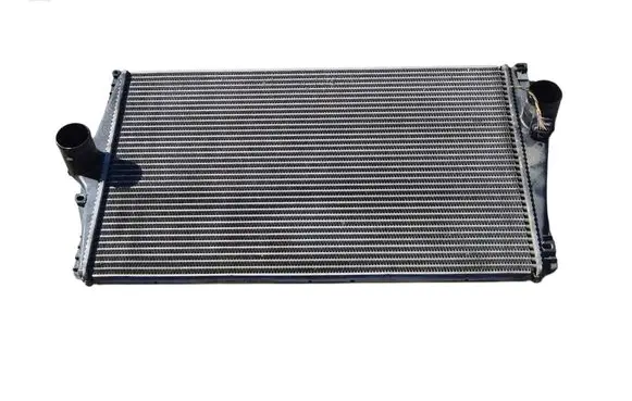 Volvo XC90 Intercooler radiator 8627375 874387