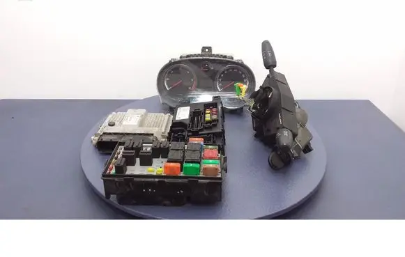 Opel Corsa D Engine control unit/module ECU 55198930CN