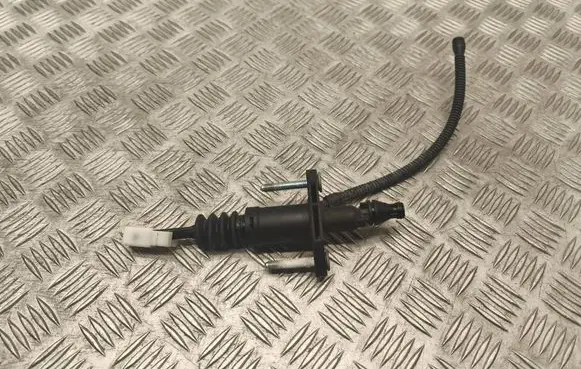 Opel Signum Clutch master cylinder 24412670