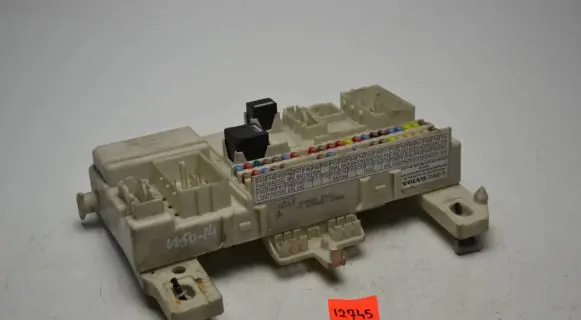 Volvo V50 Fuse box set 31296881 519096911 231010