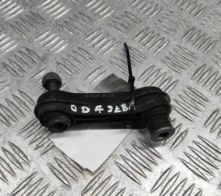 Mercedes-Benz CLA C118 X118 Rear anti-roll bar/stabilizer link A2473205300