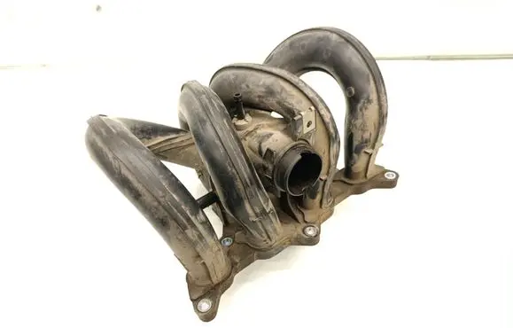 Toyota Yaris Intake manifold