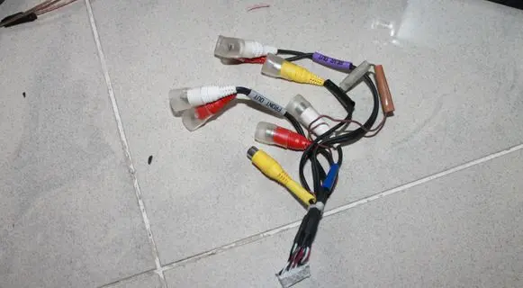 Mercedes-Benz E W210 Sound system wiring loom INEW990BT INEW970BT LINOUT