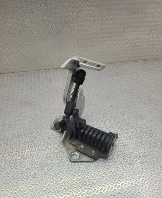 Mercedes-Benz E A207 Tailgate/trunk/boot hinge A2077500428