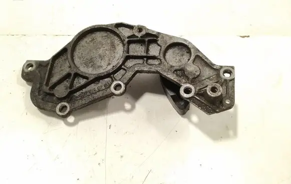 Mercedes-Benz E W211 Timing chain cover A6460160206