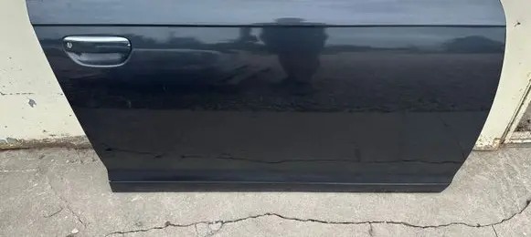Audi A6 S6 C6 4F Front door