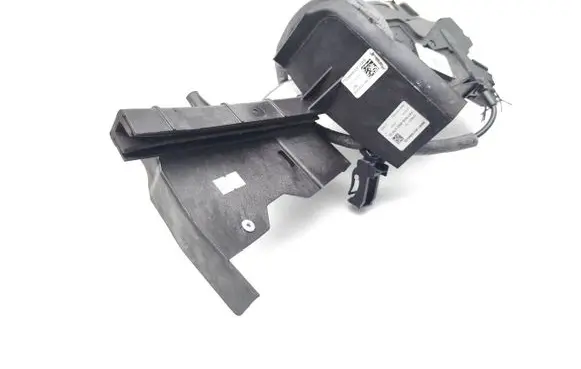 Ford Focus Front door lock BM5A-A21812-CE 921758-105