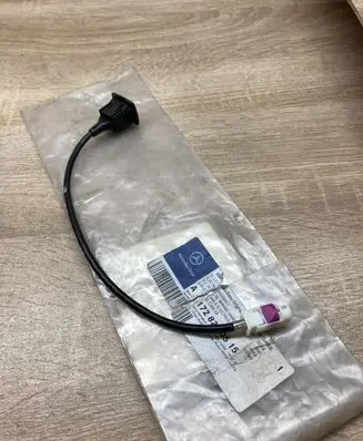USB socket connector