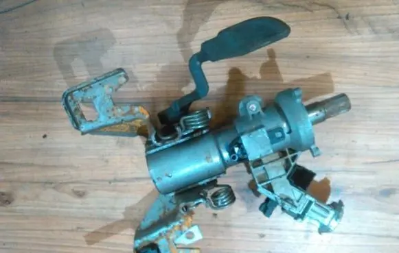 Opel Corsa D Steering wheel axle